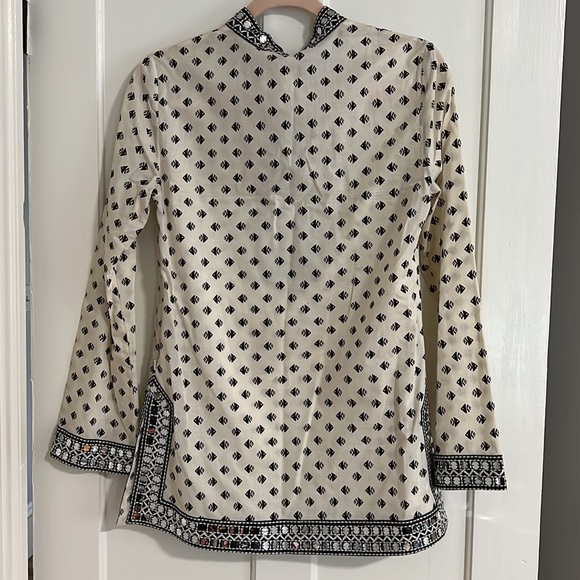 Tory Burch sequin tunic with fish blockprint - Picture 3 of 3